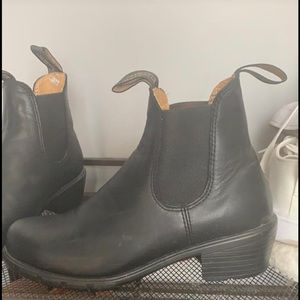 Blundstones with heels size 7 women’s black color